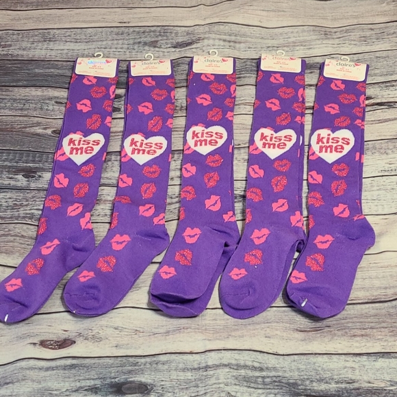 "Kiss Me" knee high socks, set of 5 NWT - Picture 1 of 3